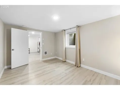 6405 N Montana Avenue Portland OR 97217