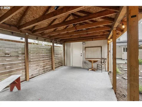 6405 N Montana Avenue Portland OR 97217