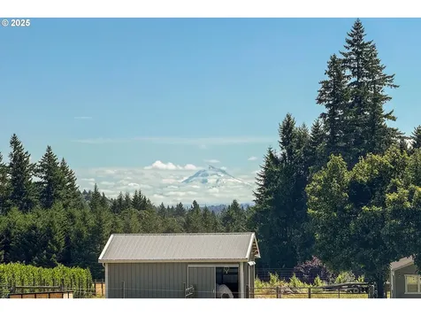 20582 S South End Road Oregon City OR 97045