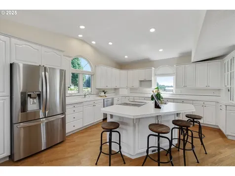 20582 S South End Road Oregon City OR 97045