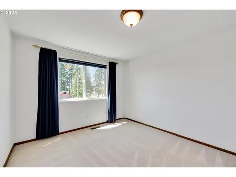 20582 S South End Road Oregon City OR 97045