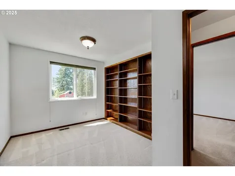 20582 S South End Road Oregon City OR 97045