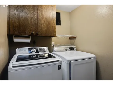 20582 S South End Road Oregon City OR 97045