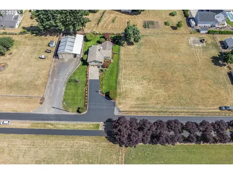 20582 S South End Road Oregon City OR 97045