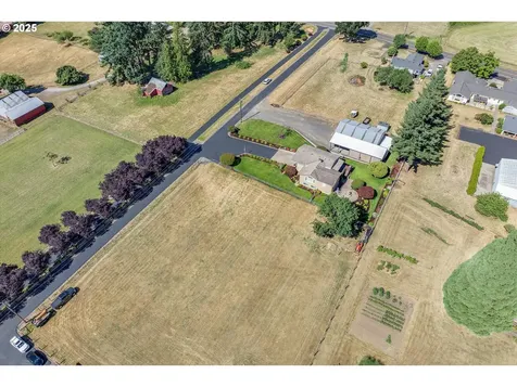 20582 S South End Road Oregon City OR 97045