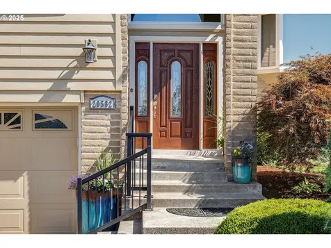 20582 S South End Road Oregon City OR 97045