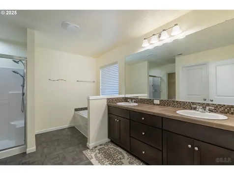 33331 SW Holland Drive Scappoose OR 97056