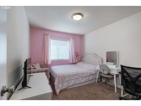33331 SW Holland Drive Scappoose OR 97056
