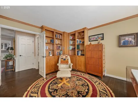 18280 Delenka Lane Lake Oswego OR 97034