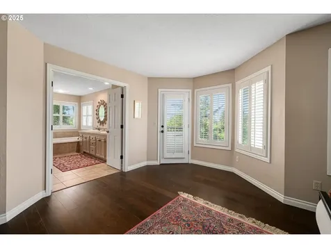 18280 Delenka Lane Lake Oswego OR 97034