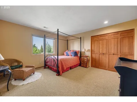 18280 Delenka Lane Lake Oswego OR 97034