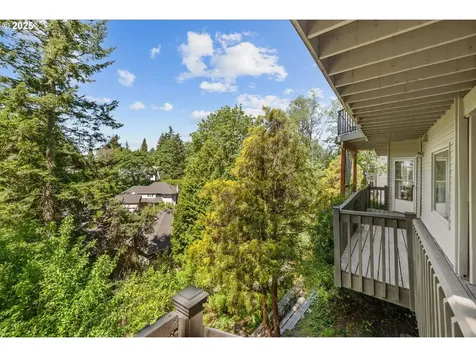 18280 Delenka Lane Lake Oswego OR 97034