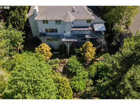 18280 Delenka Lane Lake Oswego OR 97034