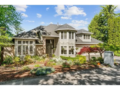 18280 Delenka Lane Lake Oswego OR 97034