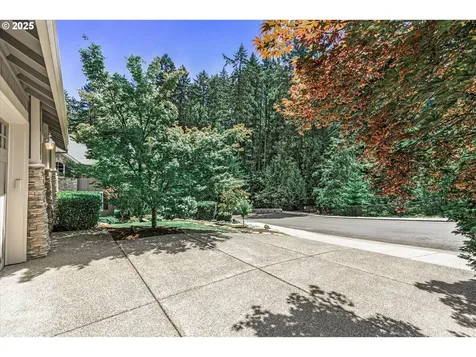 8533 SW 181st Avenue Beaverton OR 97007