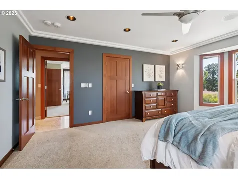 20439 NE Interlachen Lane Fairview OR 97024