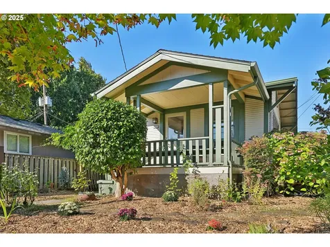 3775 SE 9th Avenue Portland OR 97202