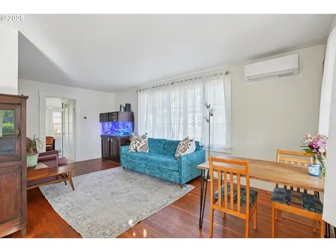 3775 SE 9th Avenue Portland OR 97202