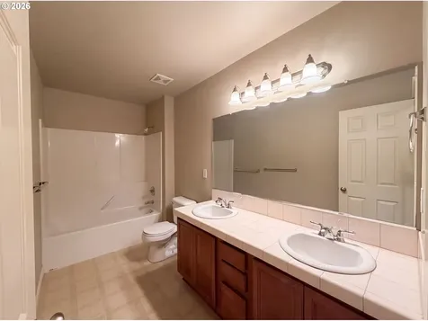 1724 SW Willowview Terrace Beaverton OR 97003