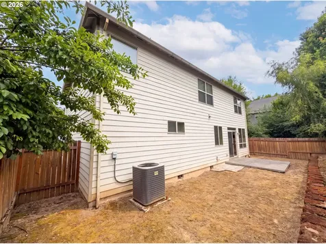 1724 SW Willowview Terrace Beaverton OR 97003