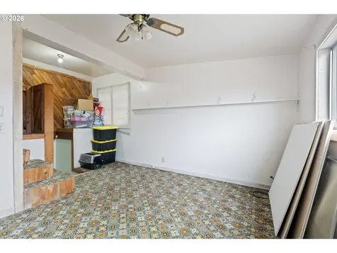 1560 SE Hamilton Street Roseburg OR 97470