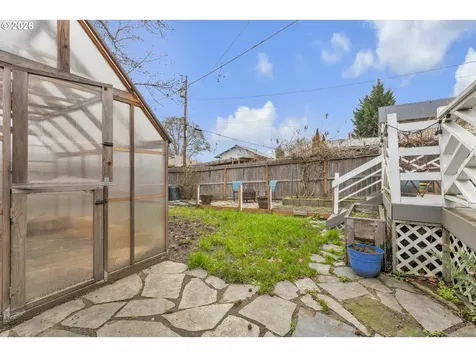 1560 SE Hamilton Street Roseburg OR 97470