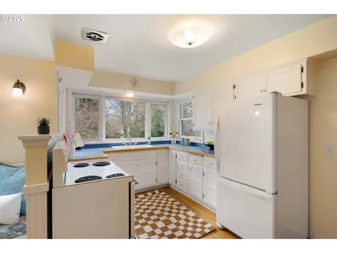 940 E 23rd Avenue Eugene OR 97405