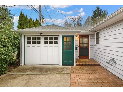 940 E 23rd Avenue Eugene OR 97405