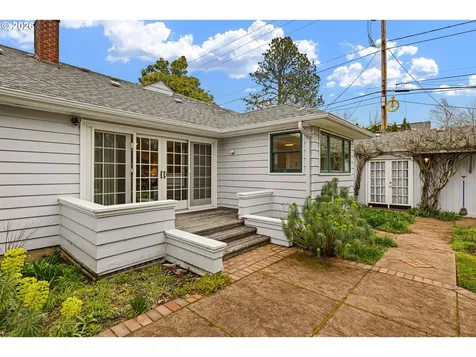 940 E 23rd Avenue Eugene OR 97405