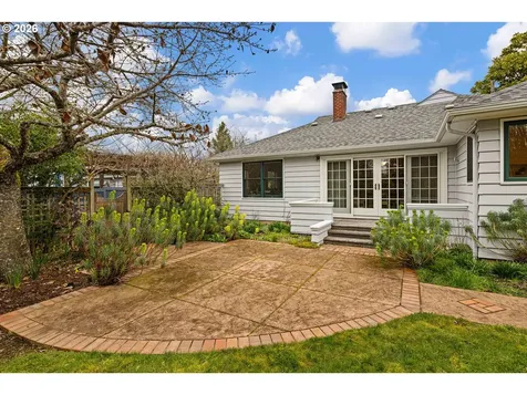 940 E 23rd Avenue Eugene OR 97405