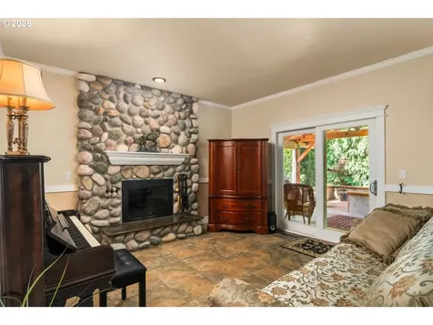 16042 SW Waxwing Way Beaverton OR 97007