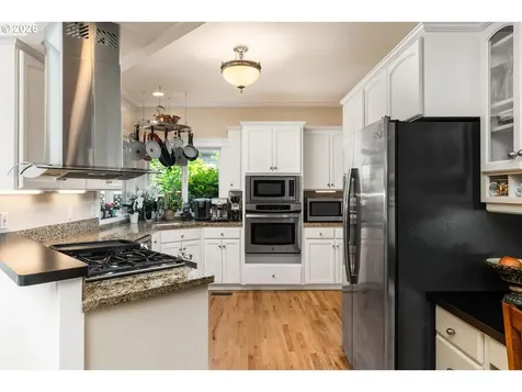 16042 SW Waxwing Way Beaverton OR 97007