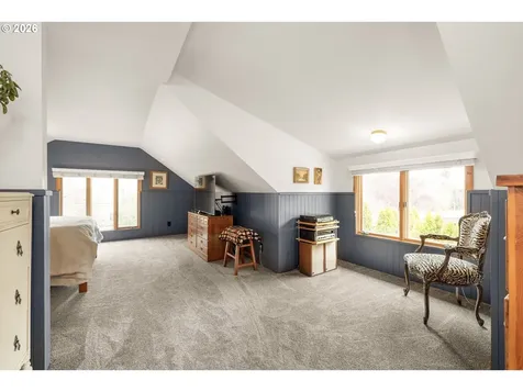 1552 N Simpson Street Portland OR 97217