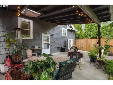 1552 N Simpson Street Portland OR 97217