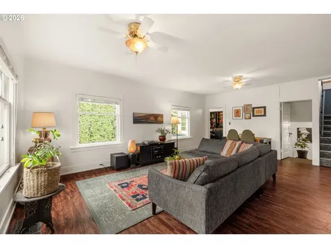 1552 N Simpson Street Portland OR 97217