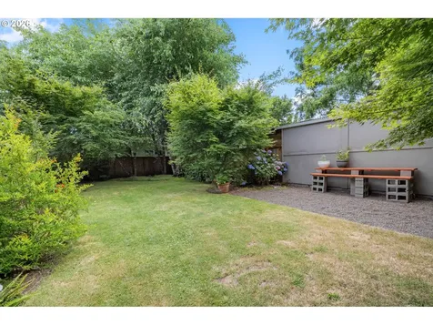 1552 N Simpson Street Portland OR 97217