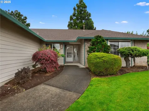 2780 NE Roberts Avenue Gresham OR 97030