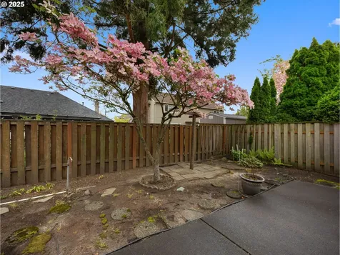 2780 NE Roberts Avenue Gresham OR 97030