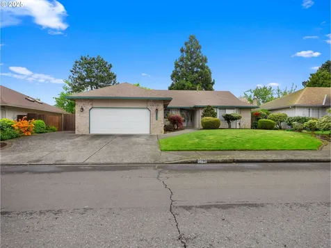2780 NE Roberts Avenue Gresham OR 97030