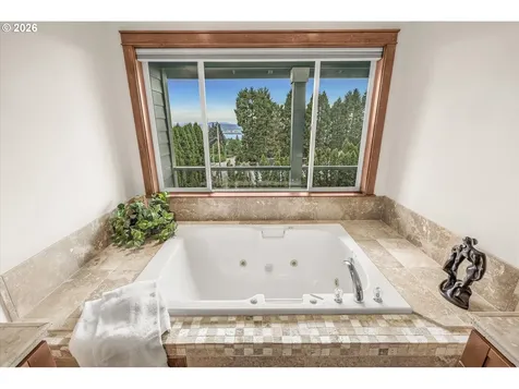 8415 SE Schwind Circle Vancouver WA 98664