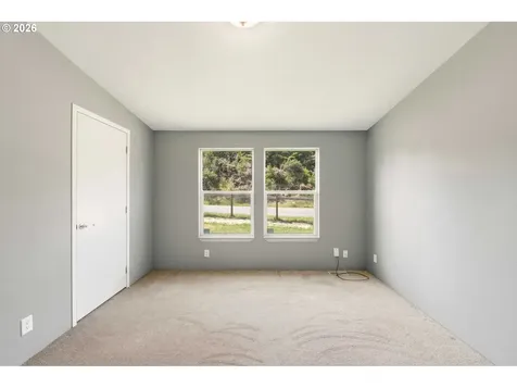 683 Lakeshore Drive Coos Bay OR 97420