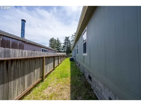 683 Lakeshore Drive Coos Bay OR 97420