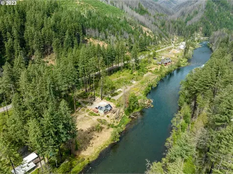 47664 Mckenzie Highway Vida OR 97488