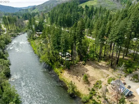 47664 Mckenzie Highway Vida OR 97488