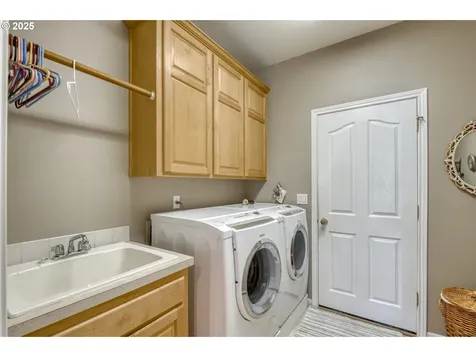 15535 SE Bybee Drive Portland OR 97236