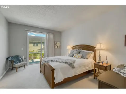 15535 SE Bybee Drive Portland OR 97236