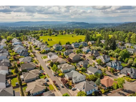 15535 SE Bybee Drive Portland OR 97236