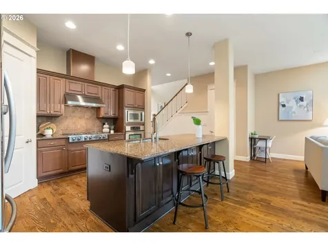 8175 SW Laurelwood Court Portland OR 97225