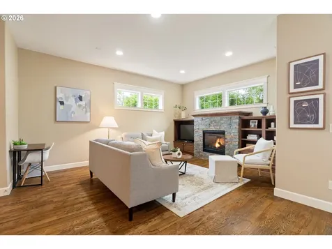 8175 SW Laurelwood Court Portland OR 97225