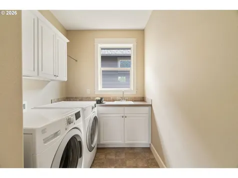 8175 SW Laurelwood Court Portland OR 97225